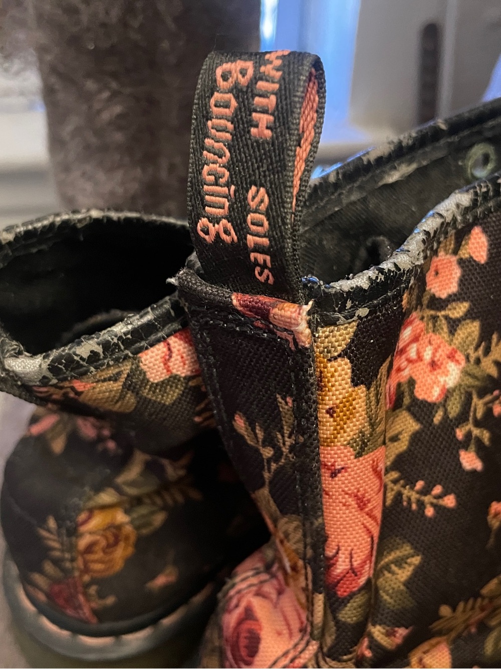 Dr. Martens Black Floral Combat Boots, Pink Ribbon Laces PICTURES UPDATED - Picture 5 of 5